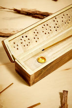 Cargar imagen en el visor de la galería, Wooden Incense Stick Holder Burner Joss Incense Box Ash Catcher 10 FREE STICKS!
