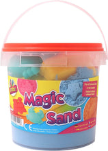 Carica l&#39;immagine nel visualizzatore di Gallery, Magic Sand Beach Moulds Magic Childrens Kids Moving Play Set 1kg Tub 6 Moulds
